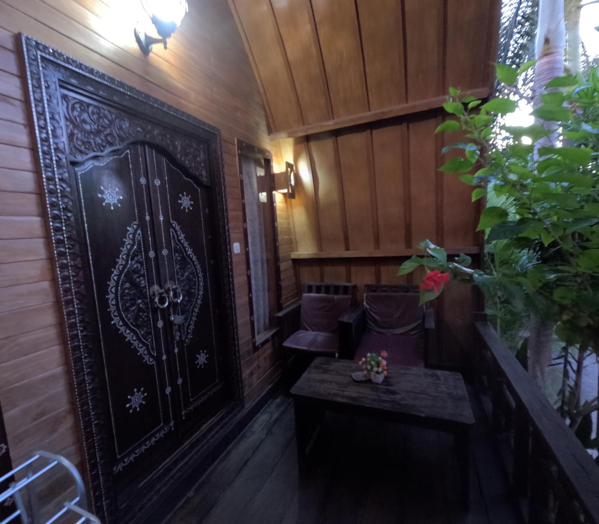 Banana Leaf Bungalow Gili Trawangan Exterior photo
