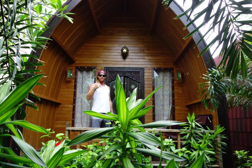 Banana Leaf Bungalow Gili Trawangan Exterior photo